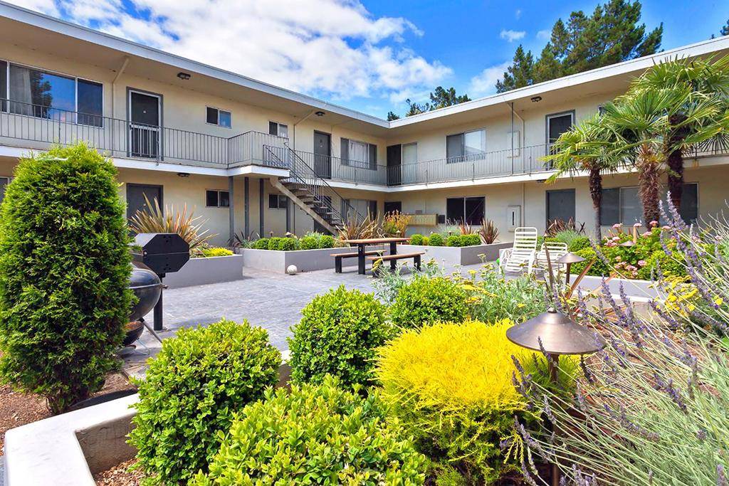 Mountain View, CA 94041,655663 Moorpark WAY