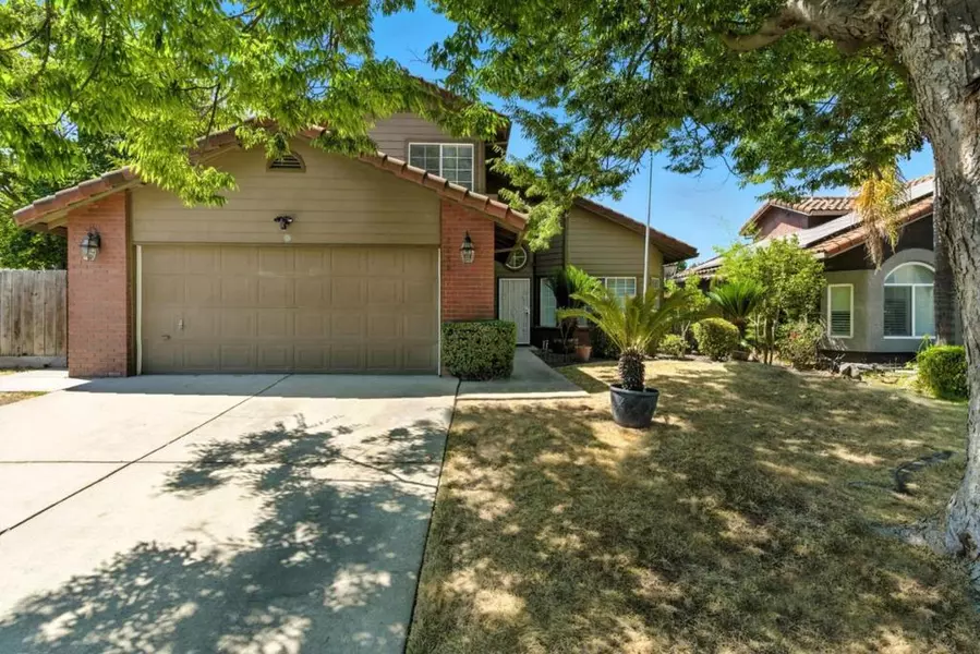 2200 Den Helder DR, Modesto, CA 95356