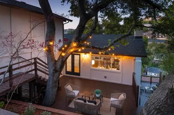 San Carlos, CA 94070,104 Winding WAY