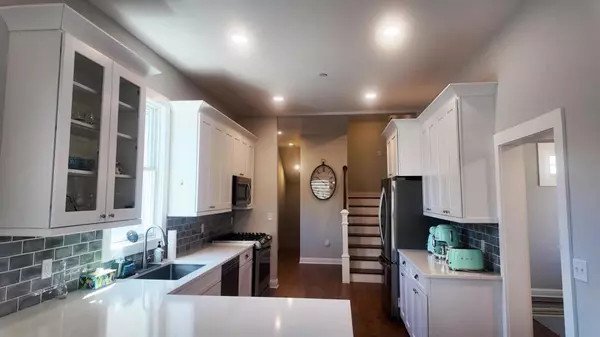 Pacific Grove, CA 93950,302 Park ST