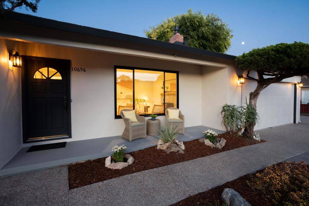 Cupertino, CA 95014,10656 Larry WAY