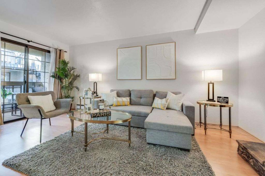 Redwood City, CA 94062,1122 Brewster AVE
