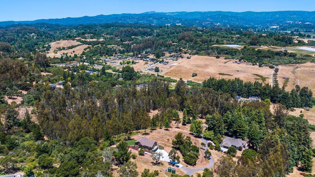 Watsonville, CA 95076,350 Windsong WAY