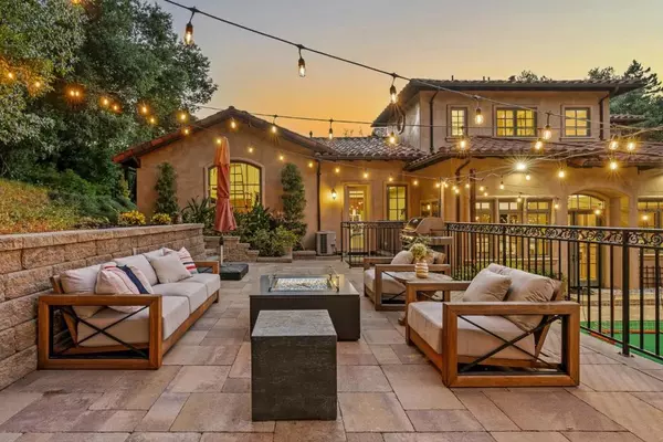 Los Altos Hills, CA 94022,11860 Francemont DR