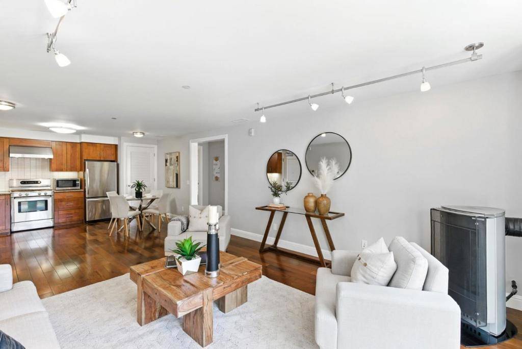 San Francisco, CA 94121,2443 Clement ST #4