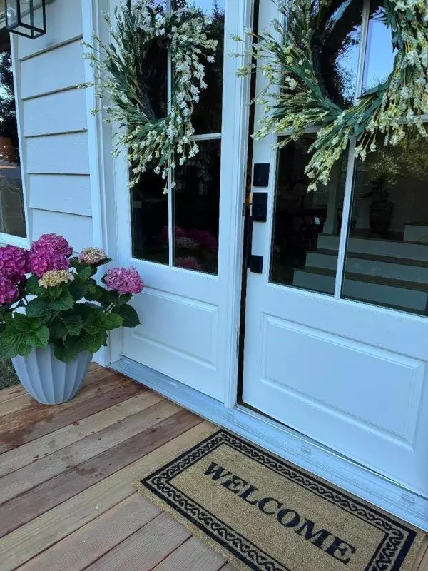 Scotts Valley, CA 95066,423 Nelson Rd.