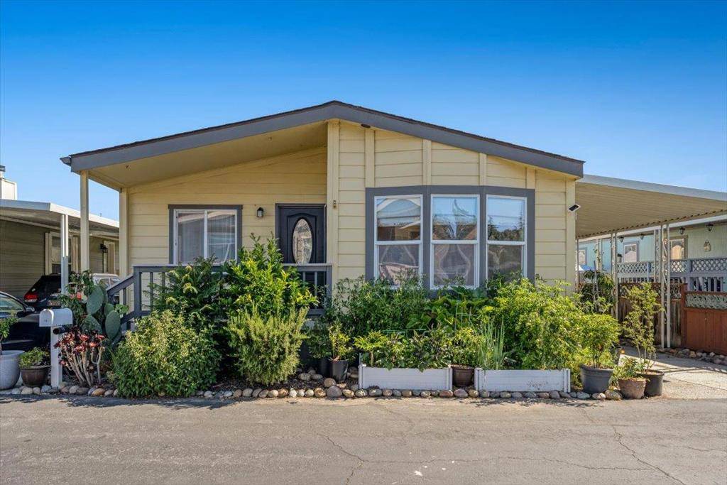 444 Whispering Pines DR, Scotts Valley, CA 95066