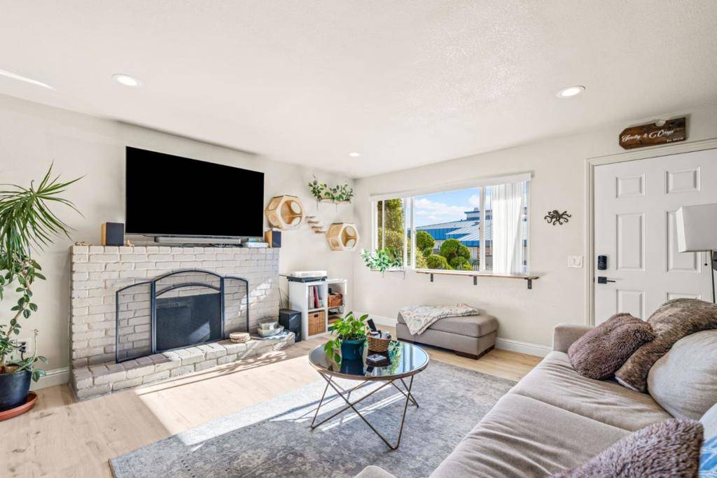 Seaside, CA 93955,1868 LOWELL ST