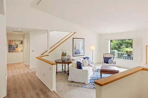 Monterey, CA 93940,23 Cramden DR