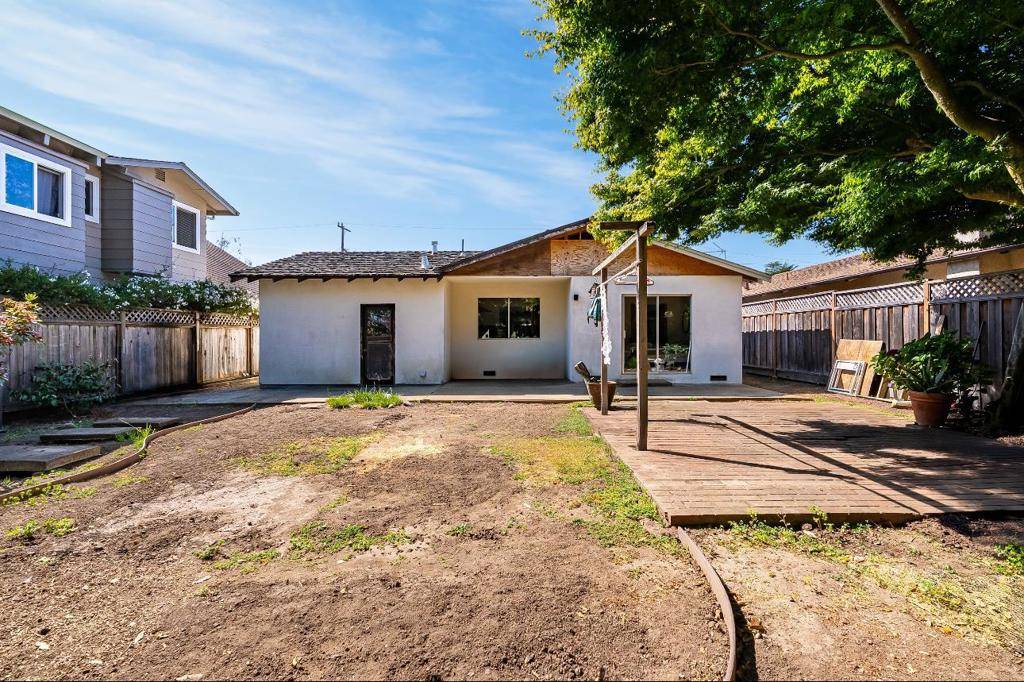 Aptos, CA 95003,210 Lamanda DR