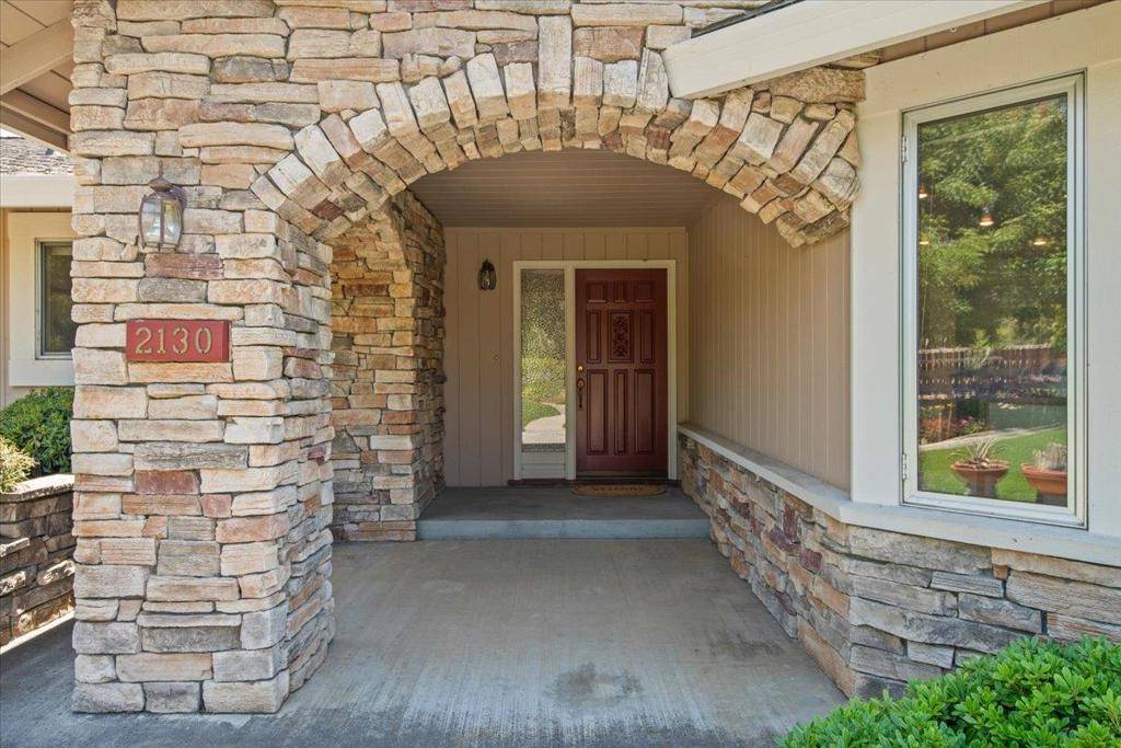 Morgan Hill, CA 95037,2130 Louis Holstrom DR