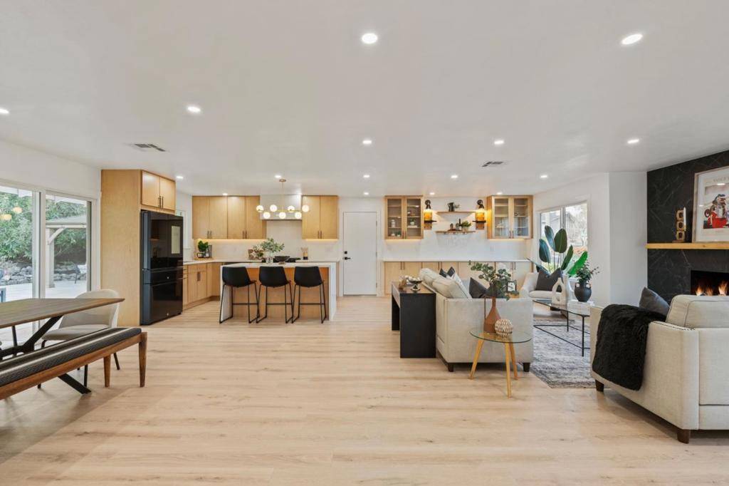 Moraga, CA 94556,100 Hardie DR