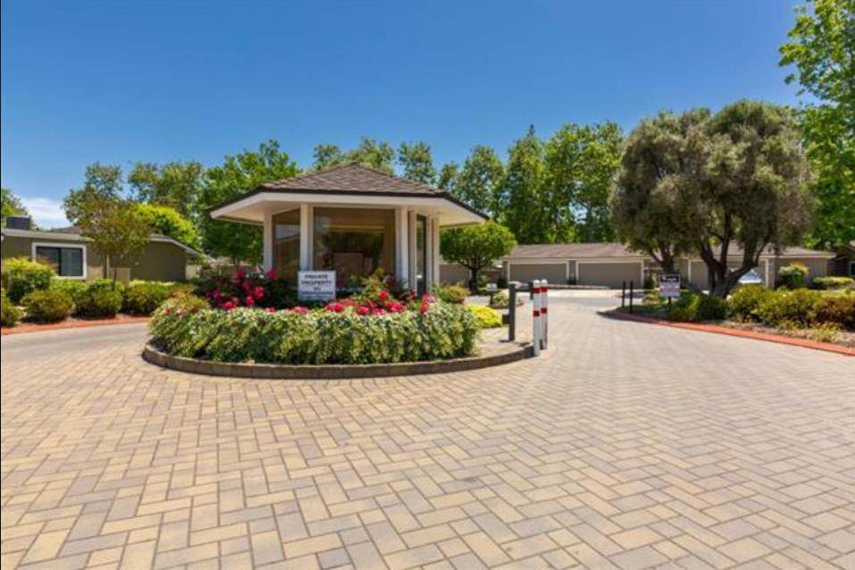 San Jose, CA 95120,1104 Holly Oak CIR