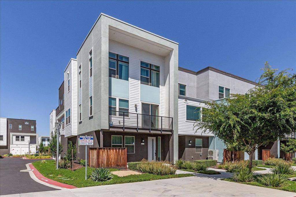 5736 Vibrant LOOP, San Jose, CA 95119