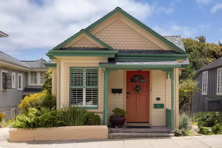 119 Fountain AVE, Pacific Grove, CA 93950