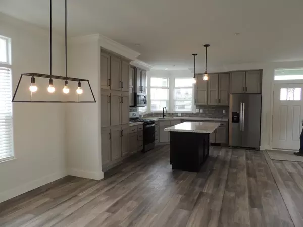 Watsonville, CA 95076,144 Holm RD