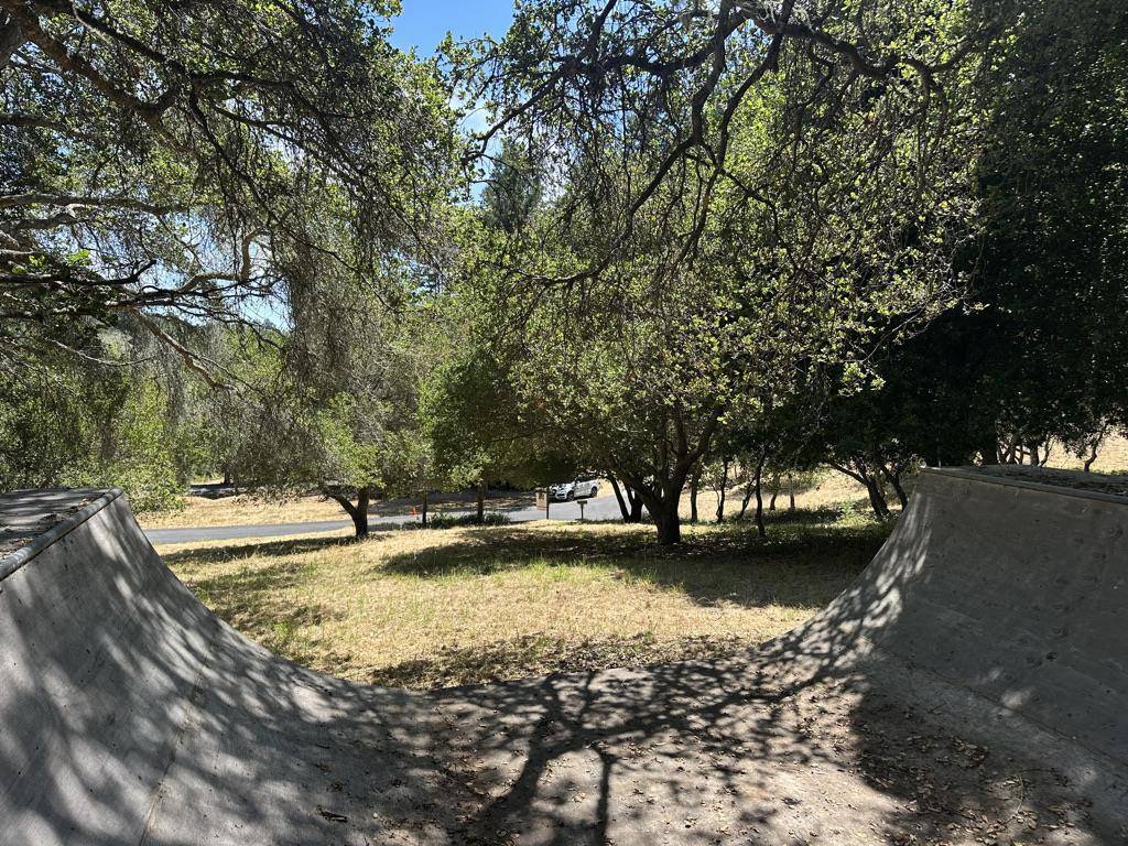 Aptos, CA 95003,290 Dana LN