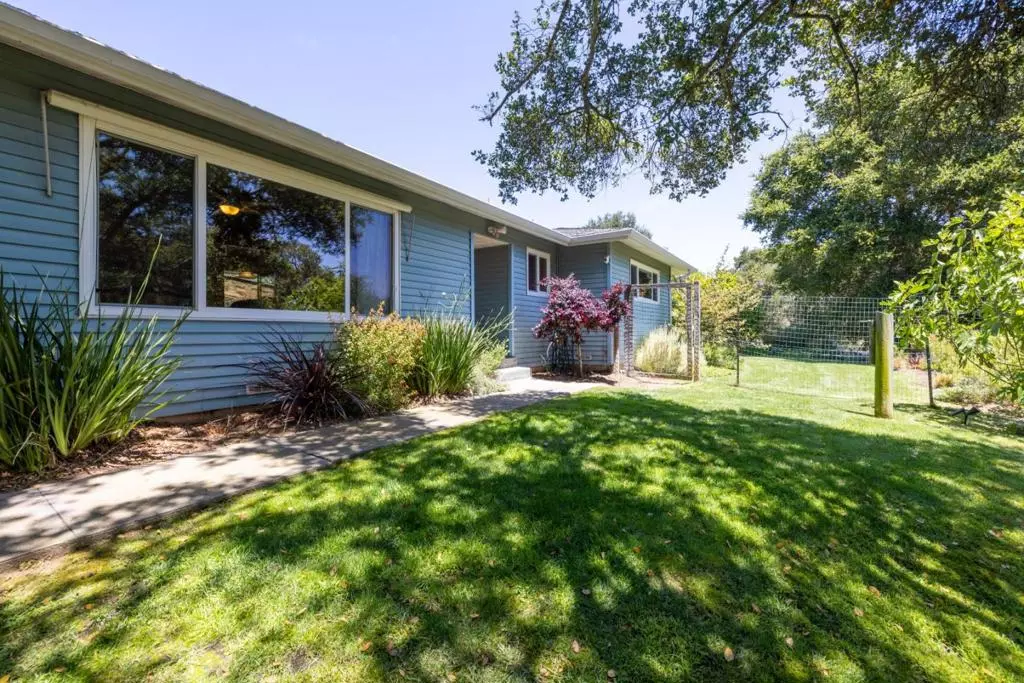 Salinas, CA 93907,19060 Oak Heights DR