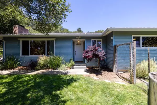 Salinas, CA 93907,19060 Oak Heights DR