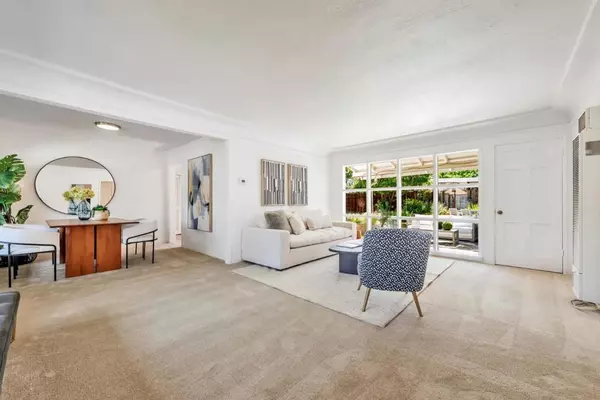 Mountain View, CA 94040,41 Starr WAY