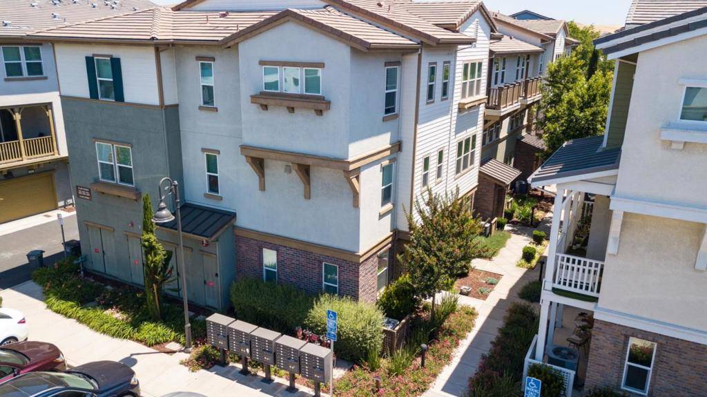 Dublin, CA 94568,4053 Clare ST