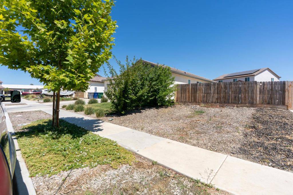 Los Banos, CA 93635,2040 Edwards ST