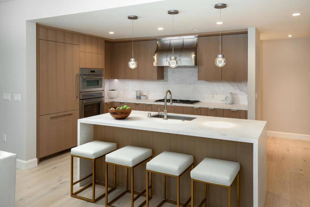 Los Altos, CA 94022,450 First ST #201