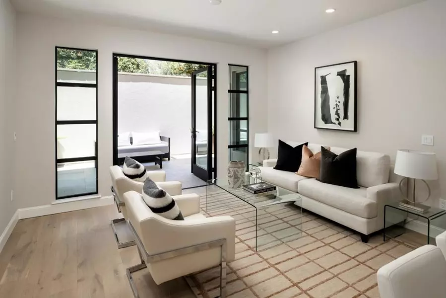 450 First ST #107, Los Altos, CA 94022