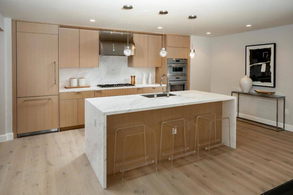 Los Altos, CA 94022,450 First ST #107