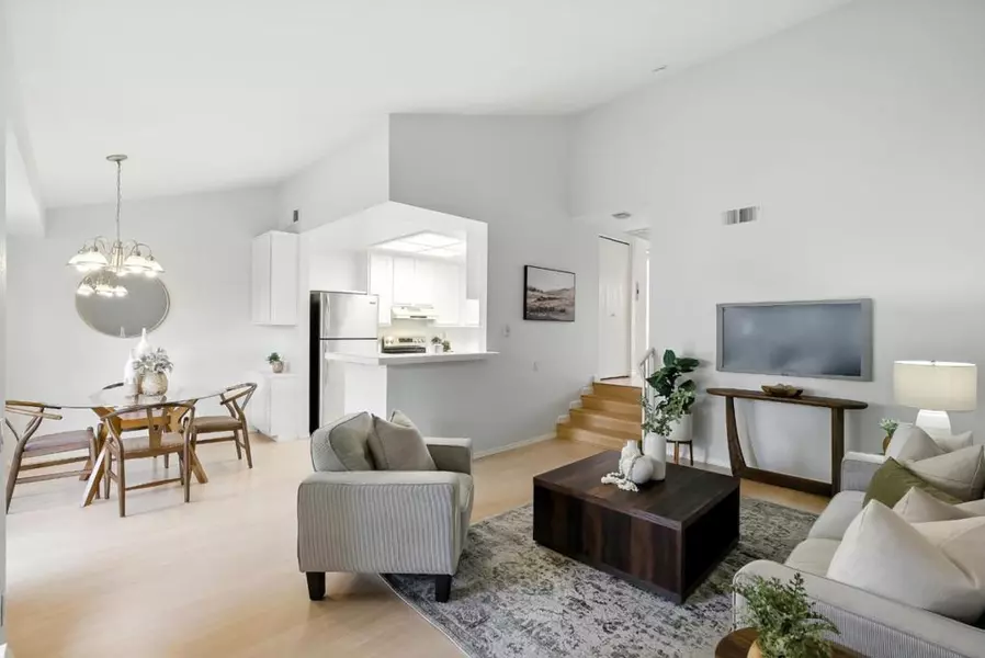 461 Costa Mesa TER #G, Sunnyvale, CA 94085