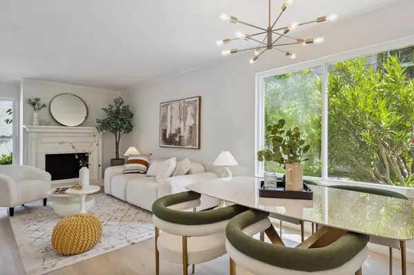 Foster City, CA 94404,965 Marquette LN