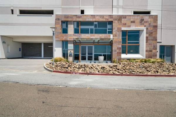 South San Francisco, CA 94080,1 Mandalay PL #610