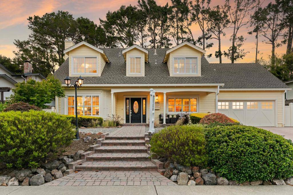 2982 Arguello DR, Burlingame, CA 94010