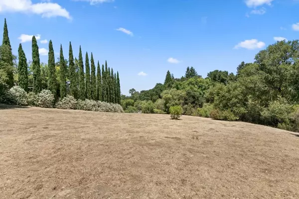 Los Altos Hills, CA 94024,11027 Eastbrook AVE