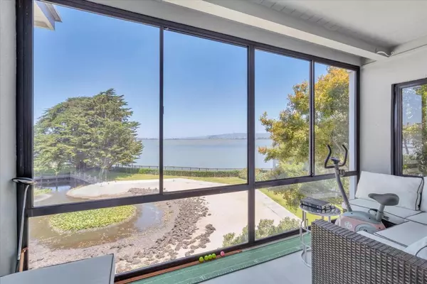 Emeryville, CA 94608,8 admiral #331