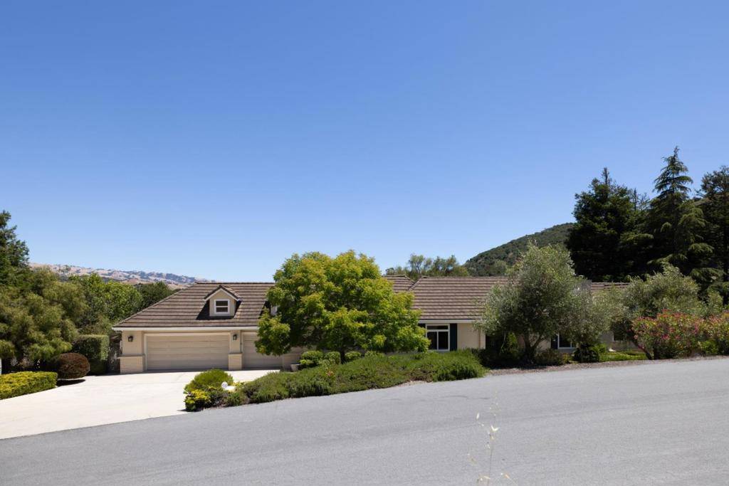 25317 Camino De Chamisal, CA 93908