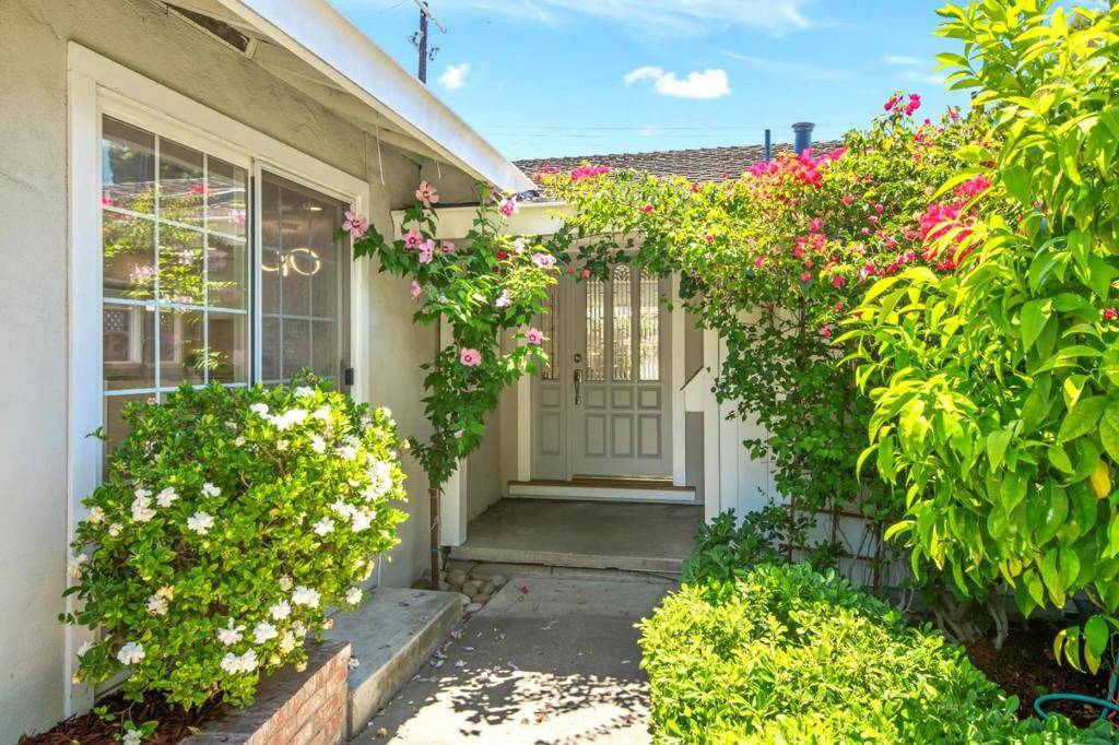 Sunnyvale, CA 94087,1138 Merrimac DR