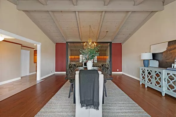 South San Francisco, CA 94080,720 Almond AVE