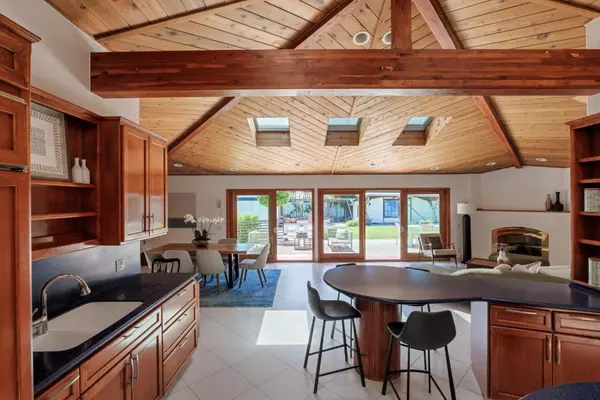 3160 Louis RD, Palo Alto, CA 94303