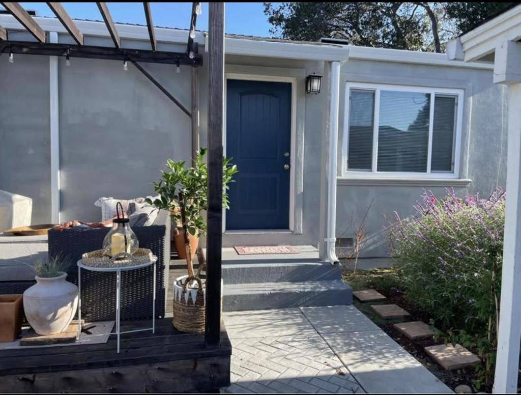 972 Haven AVE, Redwood City, CA 94063