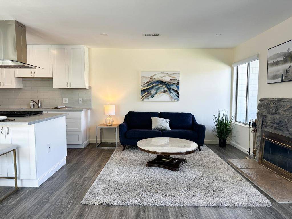 Fremont, CA 94555,33157 Lake Superior PL