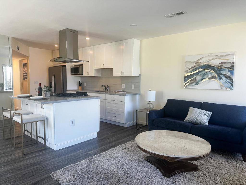 Fremont, CA 94555,33157 Lake Superior PL