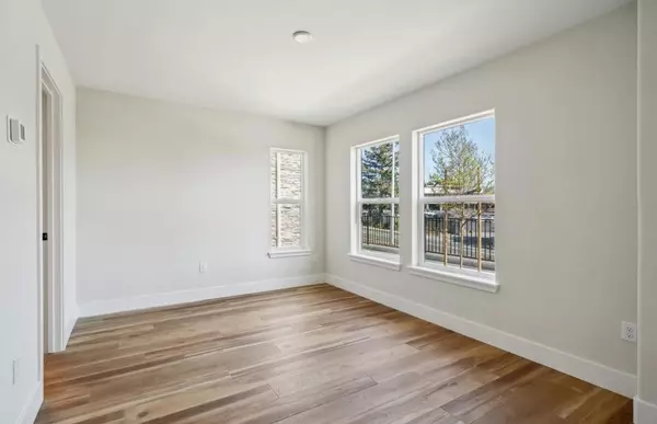 San Mateo, CA 94403,2506 Sage ST