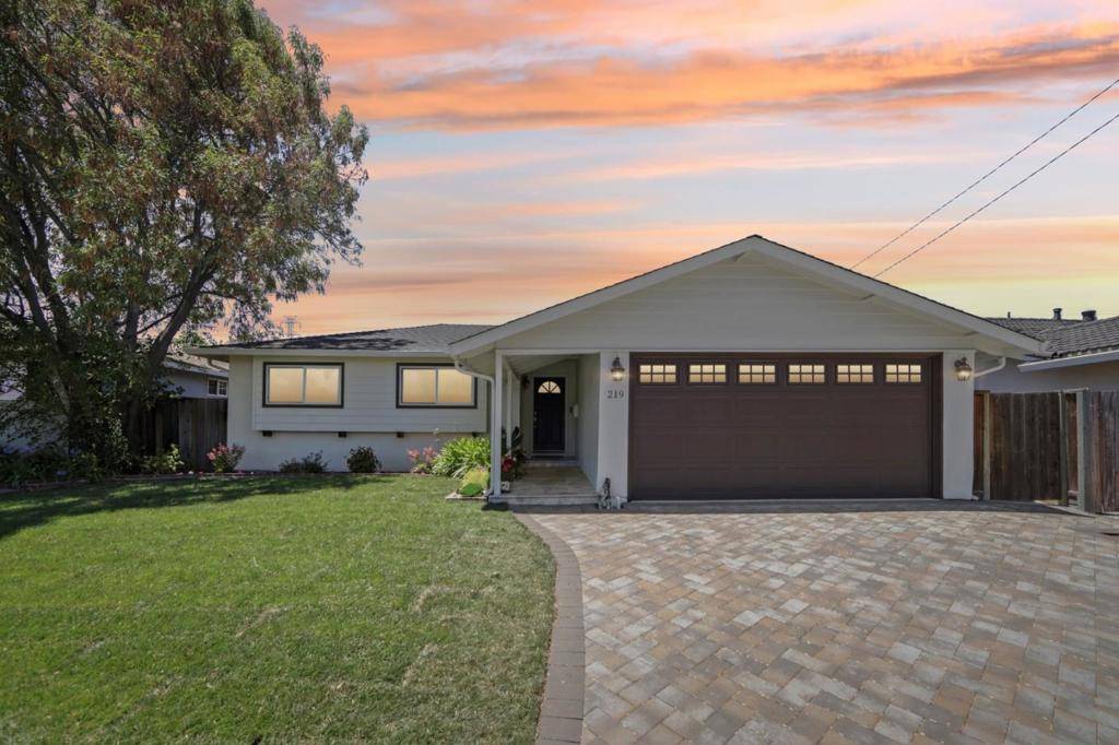 Los Gatos, CA 95032,219 Kensington WAY
