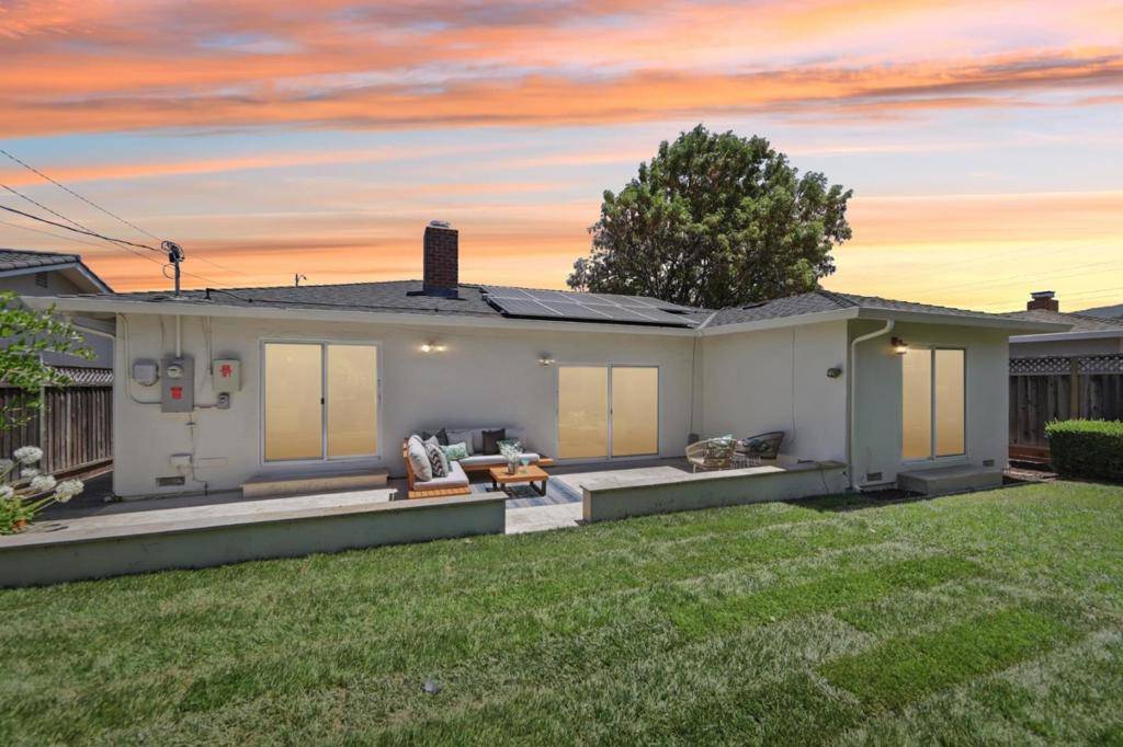 Los Gatos, CA 95032,219 Kensington WAY