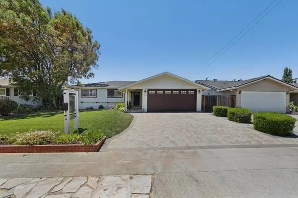 Los Gatos, CA 95032,219 Kensington WAY