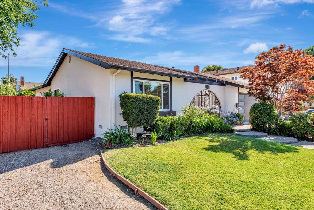 San Jose, CA 95117,3702 Caravella DR