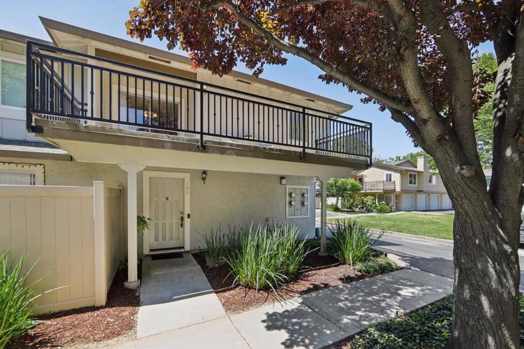 709 Whitewater CT, San Jose, CA 95133