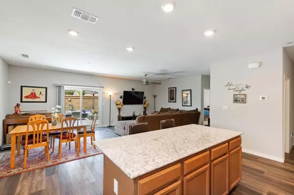 Los Banos, CA 93635,2066 Greenbriar DR #2066