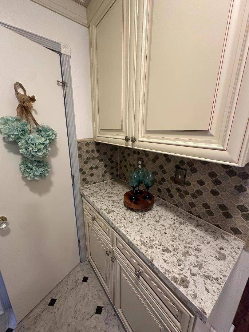Redwood City, CA 94063,2727 Blenheim AVE